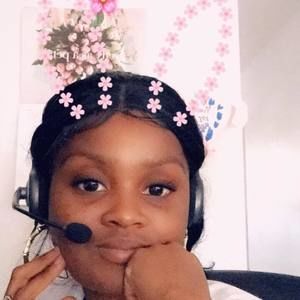 Meet your Posher, Quintina